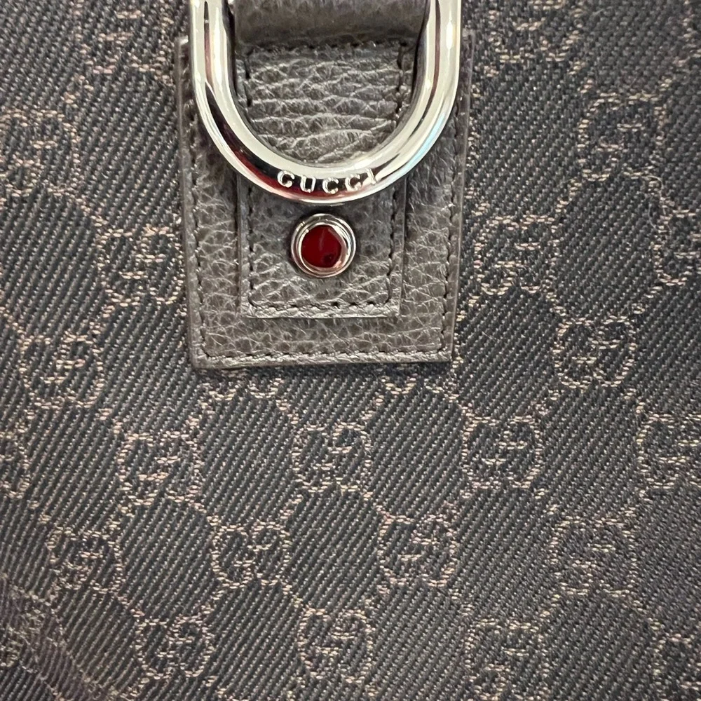 💯 Authentic Gucci Abbey GG Denim Hobo Bag-Pristine condition! - Picture 6 of 6